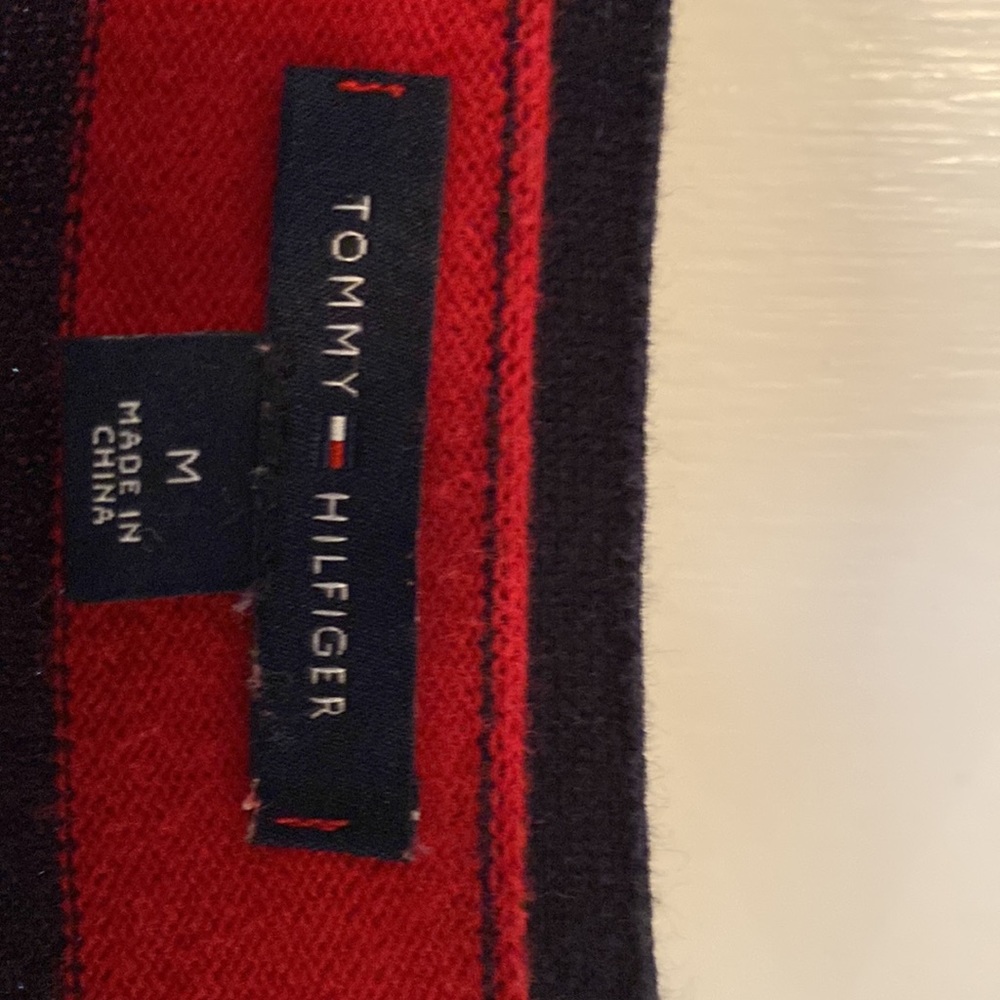 Tommy Hilfiger Sweater - Picture 2 of 4